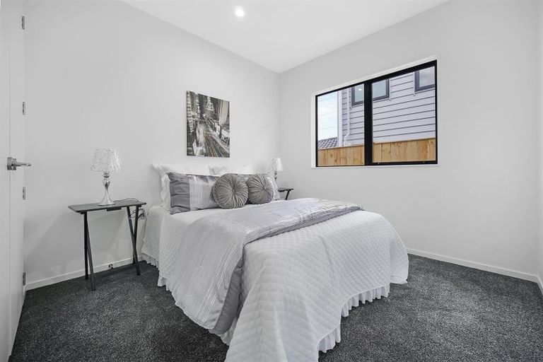Photo of property in 61 Drumbuoy Drive, Flat Bush, Auckland, 2019
