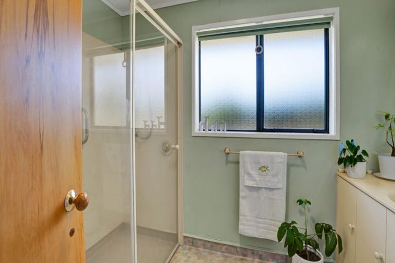 Photo of property in 9 Glanville Road, Stratford, 4332