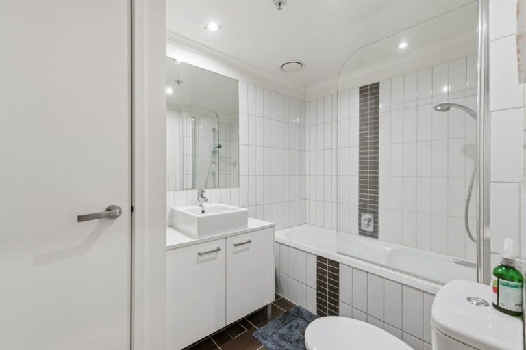 Photo of property in 277 Maunganui Road, Mount Maunganui, 3116