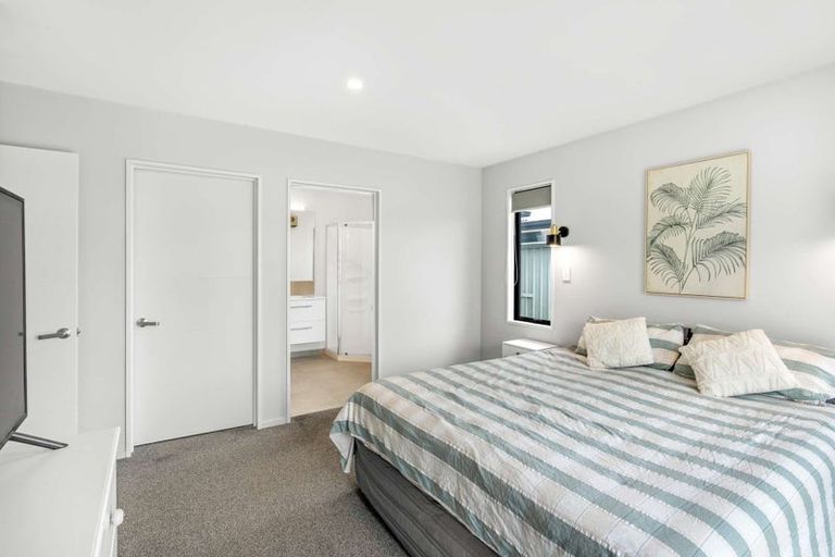 Photo of property in 51 Watkins Drive, Rangiora, 7400