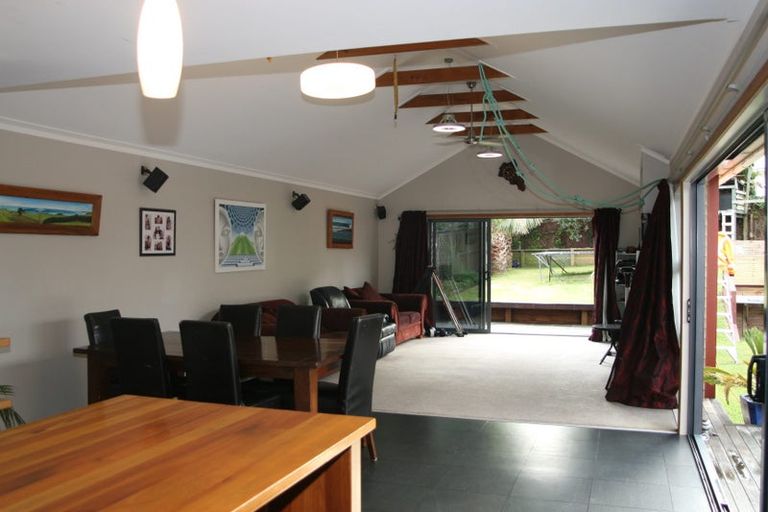 Photo of property in 36 Fitzroy Road, Fitzroy, New Plymouth, 4312