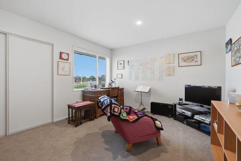 Photo of property in 4 Devon Crescent, Darfield, 7510