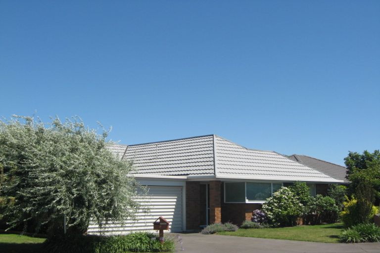 Photo of property in 4 Mull Place, Broomfield, Christchurch, 8042