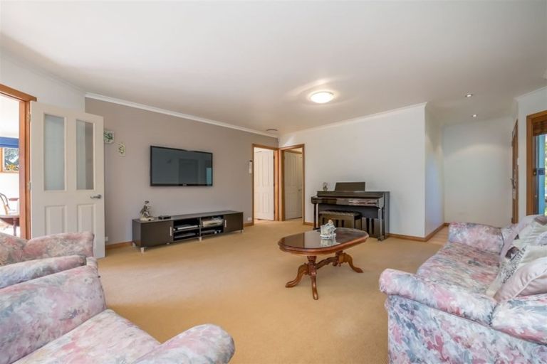 Photo of property in 217 Riverside Drive, Waterloo, Lower Hutt, 5011