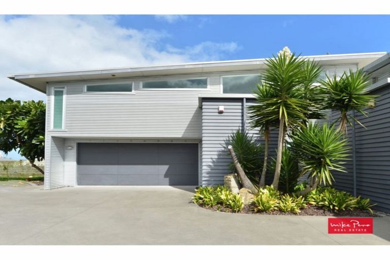Photo of property in 34 Ripiro Drive, Baylys Beach, Dargaville, 0377