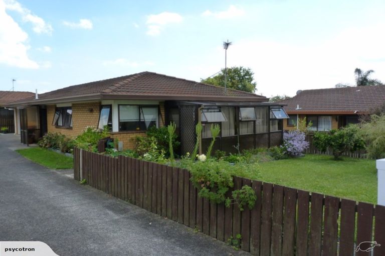 Photo of property in 1/13 Menary Street, Papakura, 2110