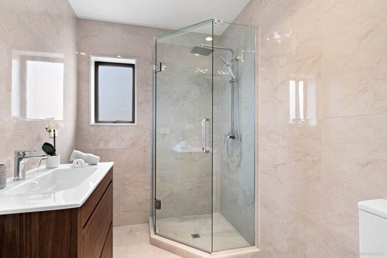 Photo of property in 31 Ballyholey Drive, Flat Bush, Auckland, 2019