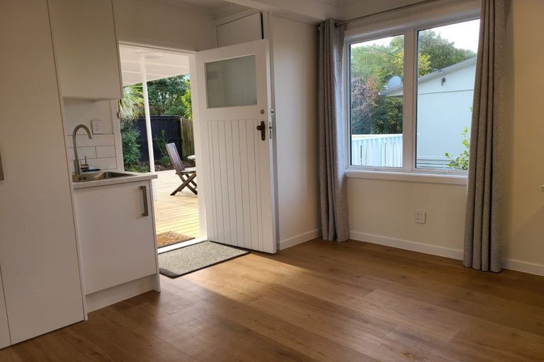 Photo of property in 8a Matama Road, Glen Eden, Auckland, 0602