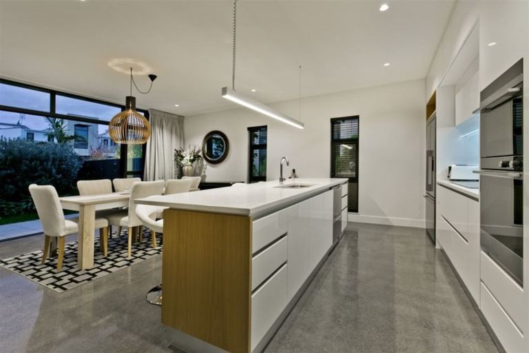 Photo of property in 8 Hastings Street, Hobsonville, Auckland, 0616