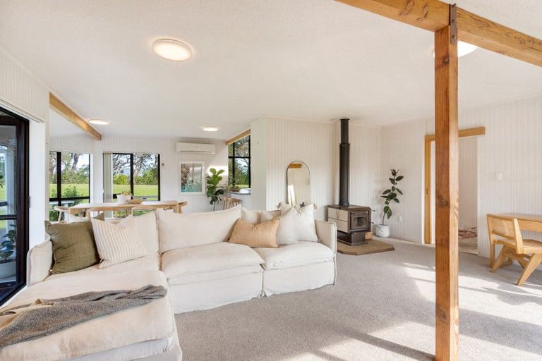Photo of property in 111 Moana Anu Anu Avenue, Whangamata, 3620