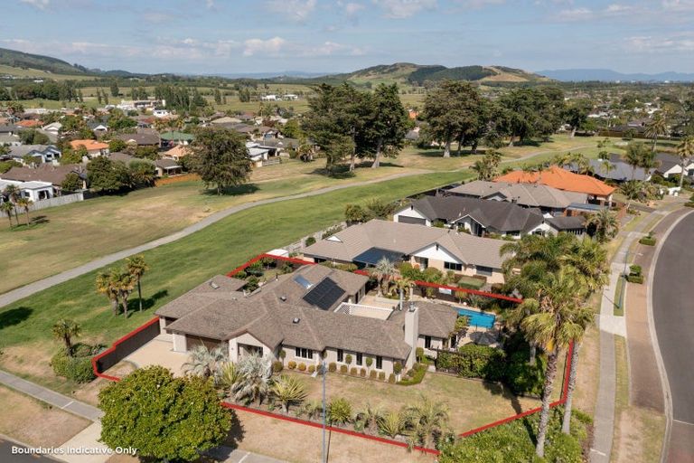 Photo of property in 82 Palm Beach Boulevard, Papamoa Beach, Papamoa, 3118