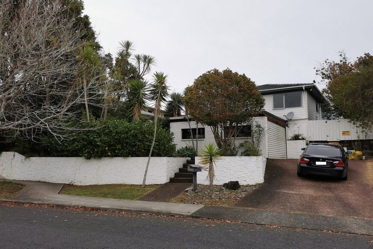 Photo of property in 4 Tree View Avenue, Glenfield, Auckland, 0629