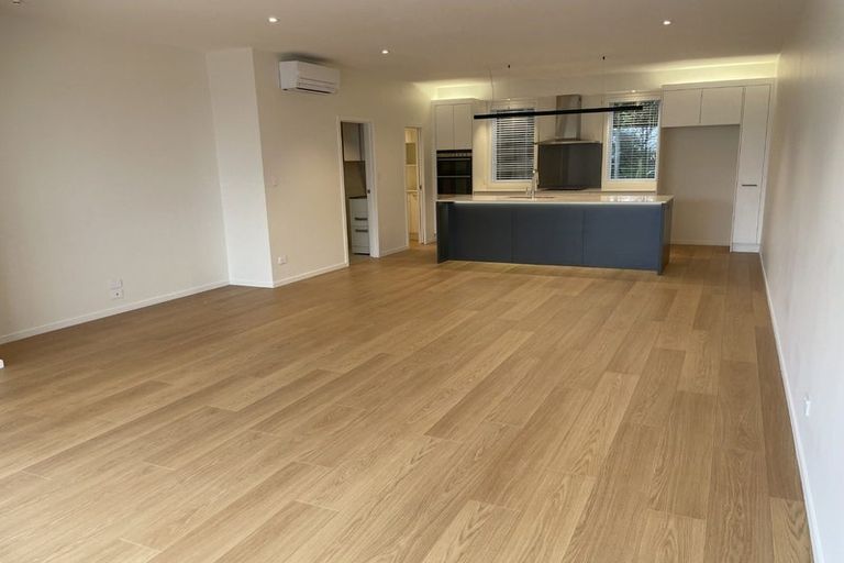 Photo of property in 29 Montgomery Avenue, Rothesay Bay, Auckland, 0630