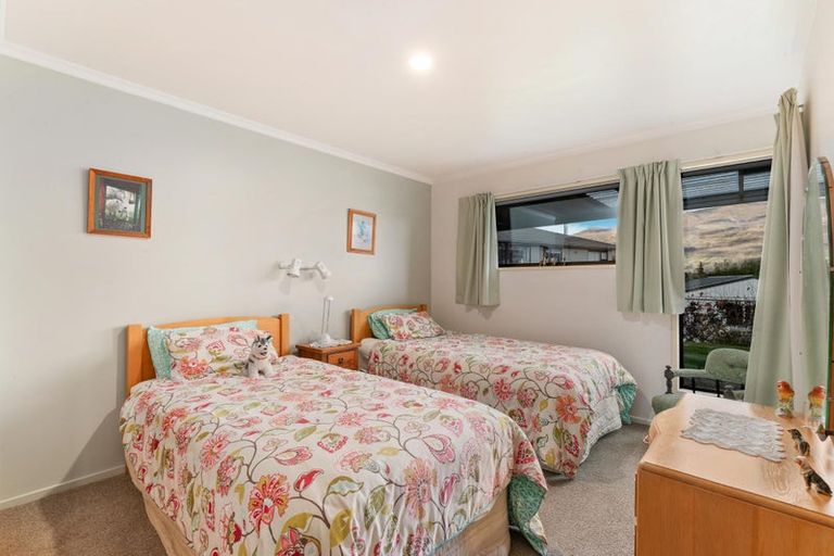 Photo of property in 98 Hunter Crescent, Wanaka, 9305