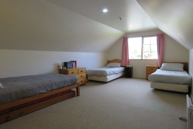 Photo of property in 21 Queen Street, Westport, 7825