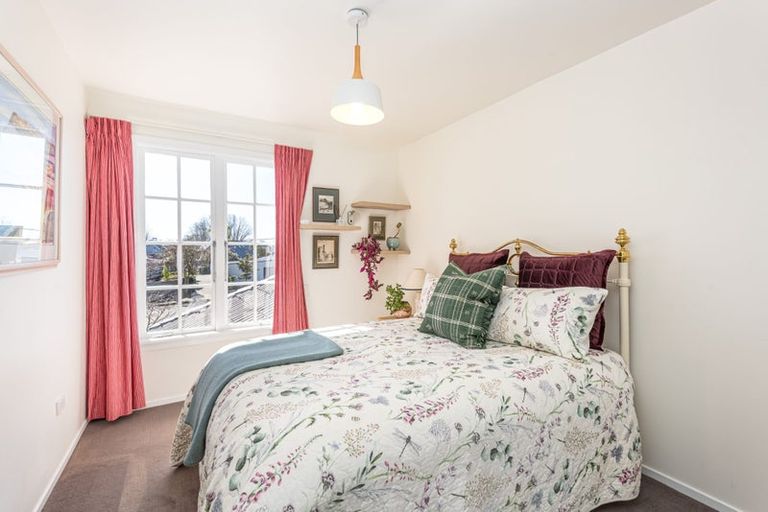 Photo of property in 15 Ngahere Street, Fendalton, Christchurch, 8041