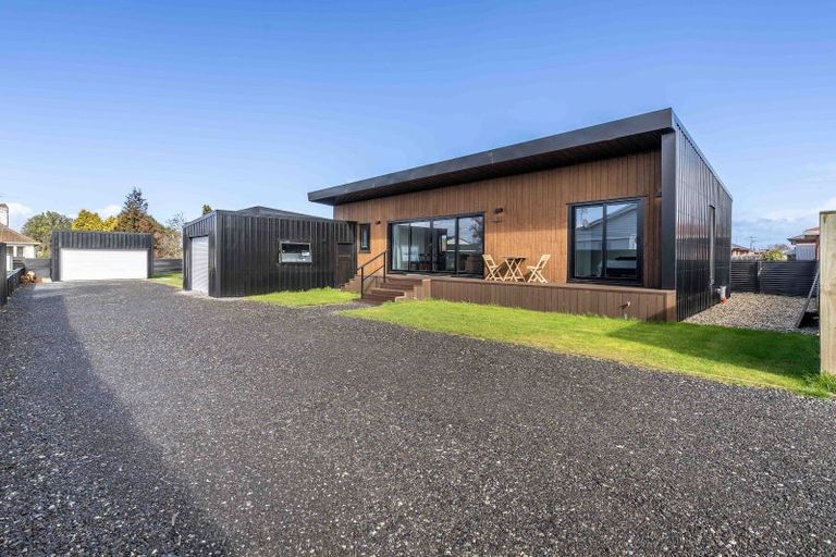 Photo of property in 37 Jenkin Street, Strathern, Invercargill, 9812