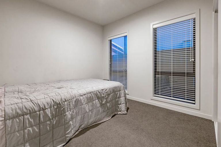 Photo of property in 7 Liberation Road, Papakura, 2110