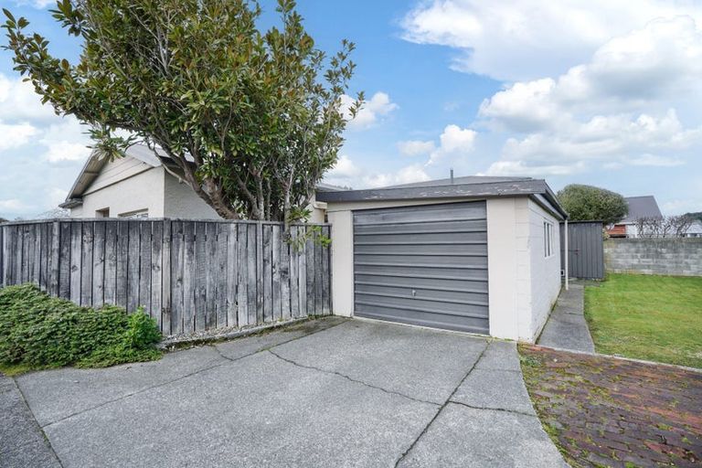 Photo of property in 72 Melbourne Street, Windsor, Invercargill, 9810