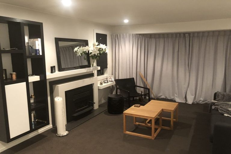 Photo of property in 1/16 Holly Road, St Albans, Christchurch, 8014