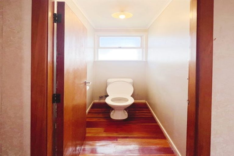 Photo of property in 49 Rosier Road, Glen Eden, Auckland, 0602