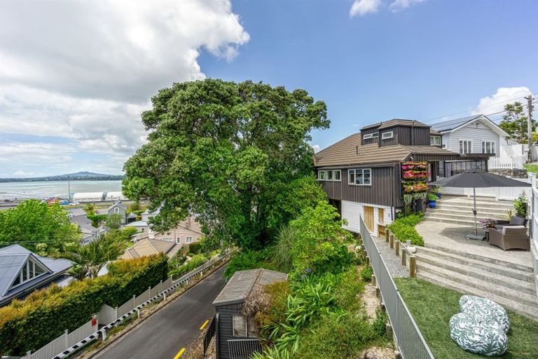 Photo of property in 91 Princes Street, Northcote Point, Auckland, 0627
