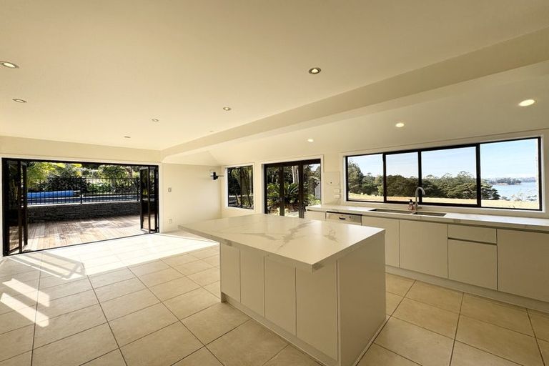 Photo of property in 71 James Paige Lane, Riverhead, Albany, 0793