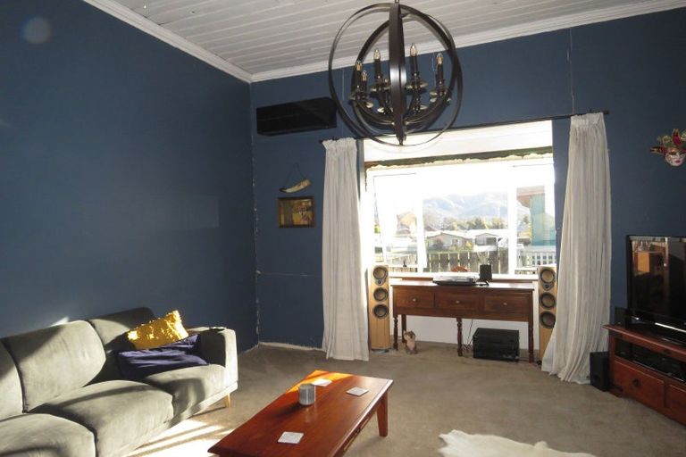 Photo of property in 3 Herald Street, Reefton, 7830