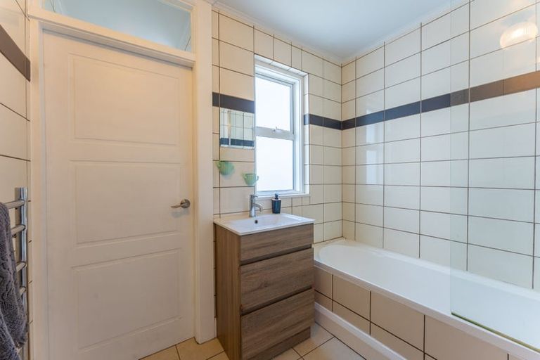 Photo of property in 60 Evans Street, Maori Hill, Timaru, 7910