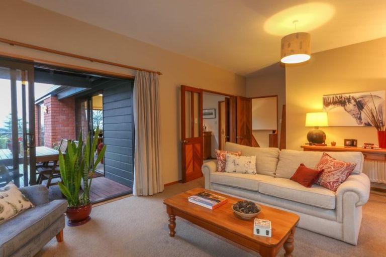 Photo of property in 292 Centaurus Road, Hillsborough, Christchurch, 8022
