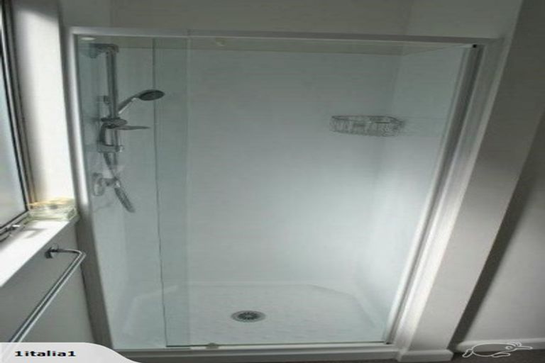 Photo of property in 4/34 Holly Road, St Albans, Christchurch, 8014