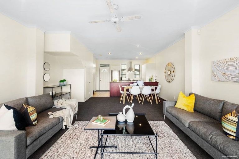 Photo of property in 17/150 Chapel Road, Flat Bush, Auckland, 2019