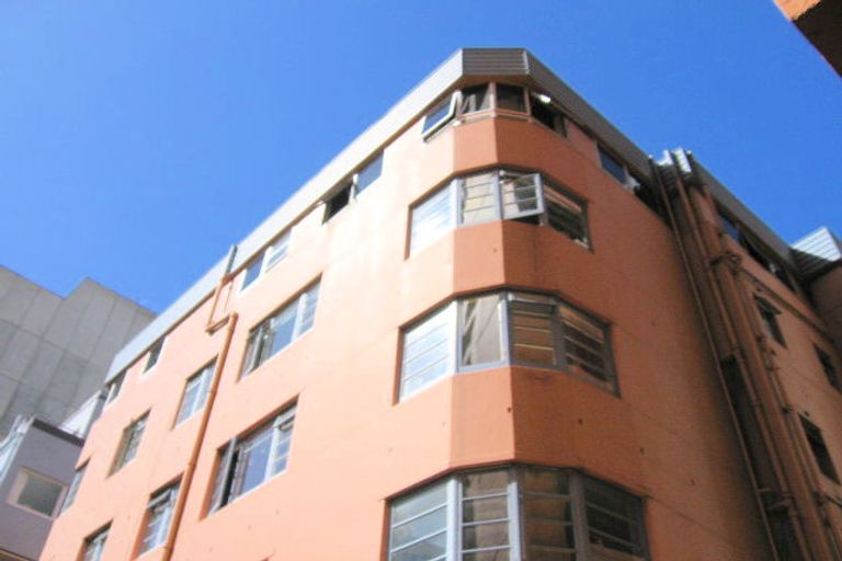 Photo of property in Embassy Court, 8/84 Boulcott Street, Wellington Central, Wellington, 6011