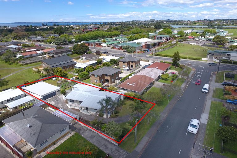 Photo of property in 57 Hatton Road, Orewa, 0931