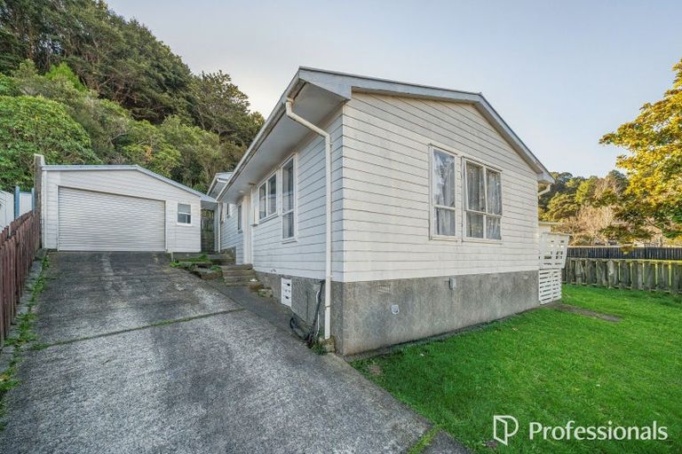 Photo of property in 55 Kairanga Crescent, Wainuiomata, Lower Hutt, 5014