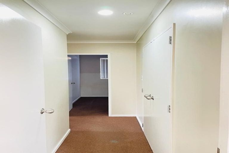 Photo of property in 11 Marblewood Grove, Pukekohe, 2120