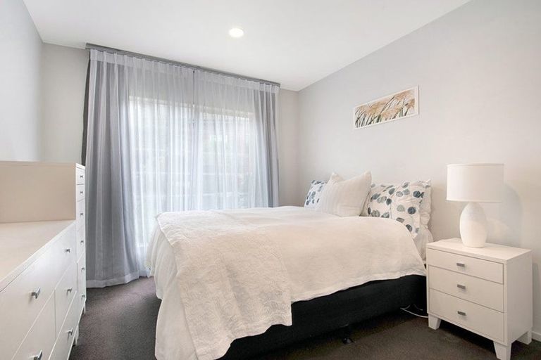 Photo of property in 21 Hendrika Court, Hobsonville, Auckland, 0618