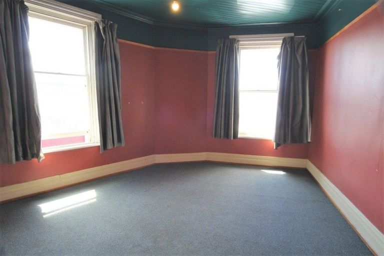 Photo of property in 14a Mason Street, Moera, Lower Hutt, 5010