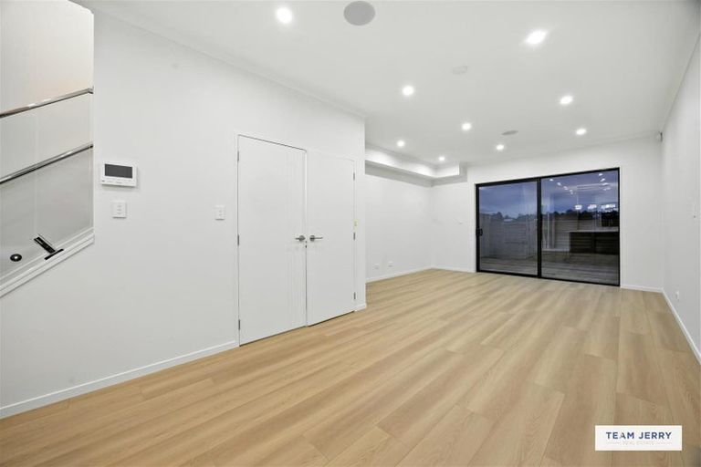 Photo of property in 93 Bellfield Road, Opaheke, Papakura, 2113