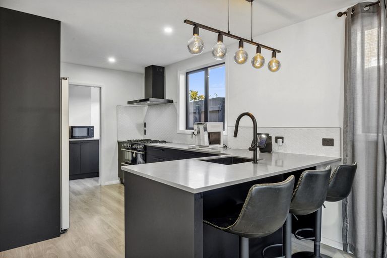 Photo of property in 2 Rutland Street, Mornington, Dunedin, 9011