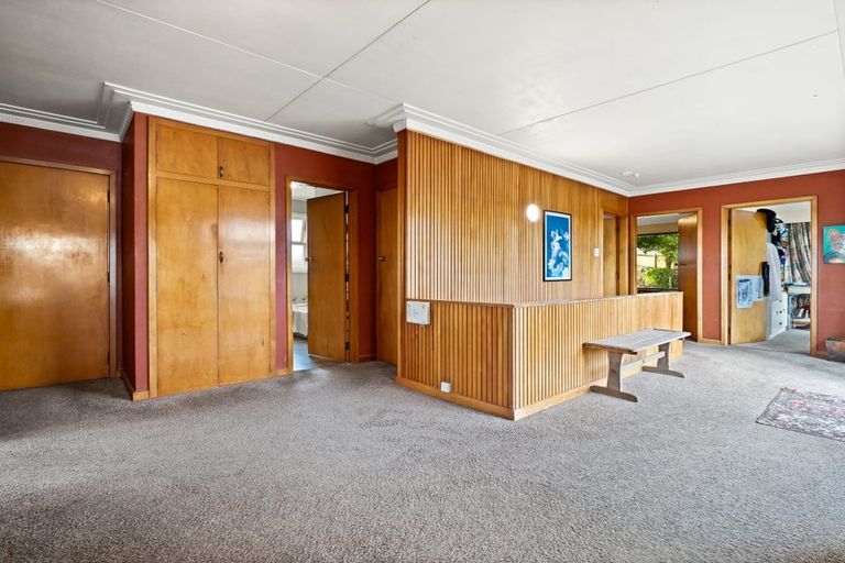 Photo of property in 15 Middleton Road, Kew, Dunedin, 9012