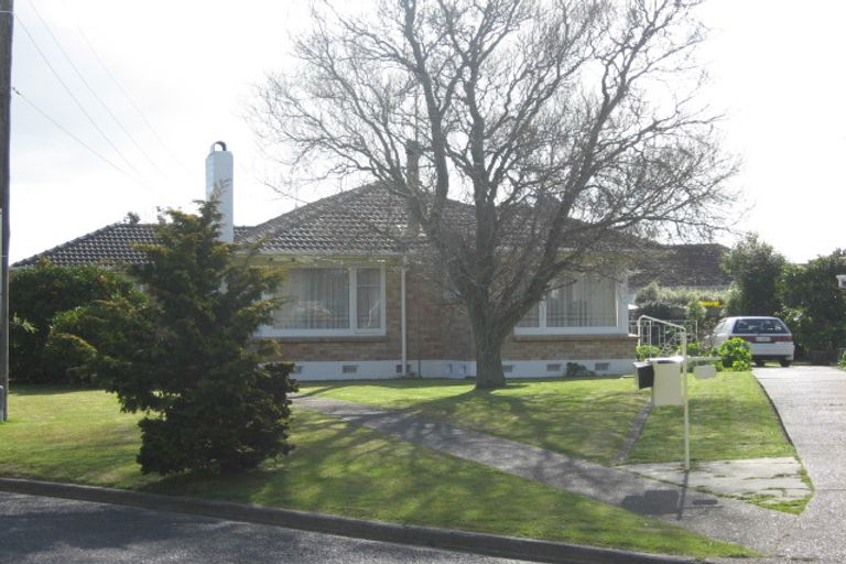 Photo of property in 8 Halberg Crescent, Whakatane, 3120