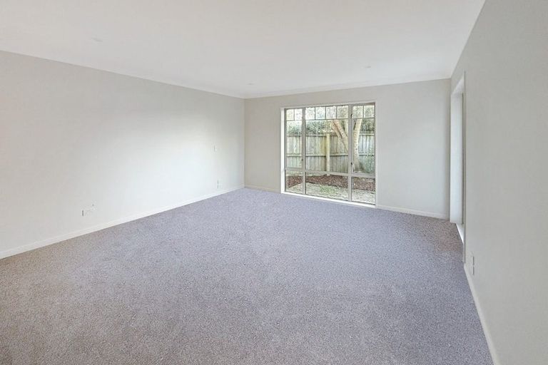 Photo of property in 1 Globe Bay Drive, Templeton, Christchurch, 8042