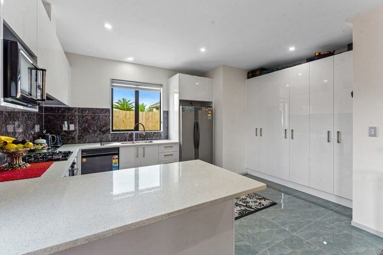 Photo of property in 21 Franklin Avenue, Papatoetoe, Auckland, 2024