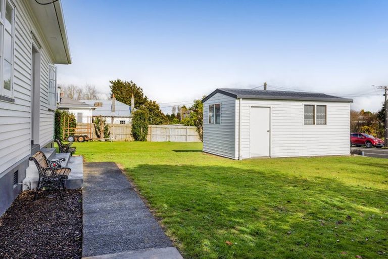 Photo of property in 18 Stanners Street, Eltham, 4322
