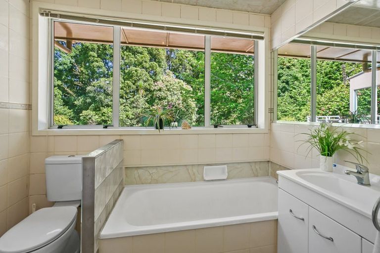 Photo of property in 4 Elizabeth Place, Ferndale, New Plymouth, 4310
