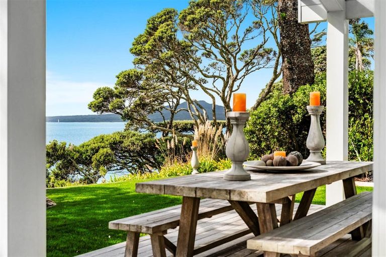 Photo of property in 43 Clifton Road, Hauraki, Auckland, 0622