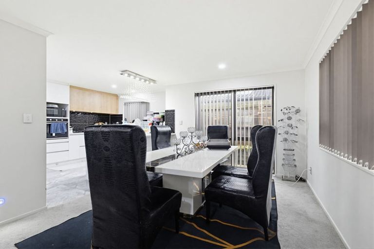 Photo of property in 56a Cambridge Terrace, Papatoetoe, Auckland, 2025