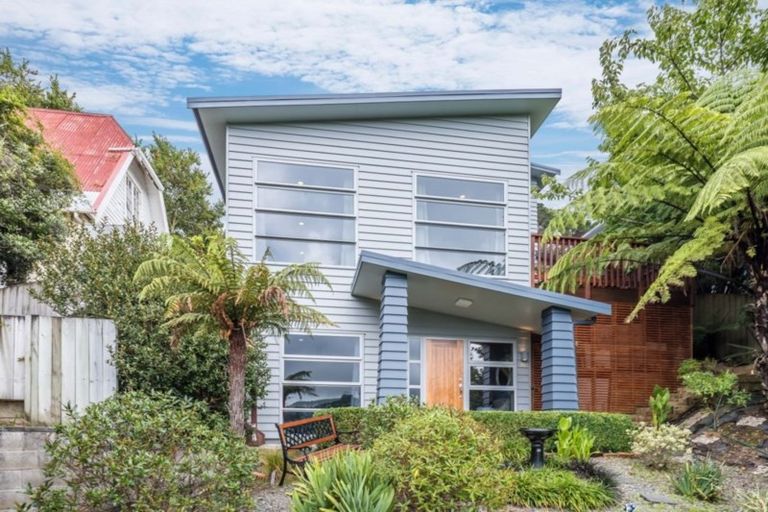 Photo of property in 33a Makara Road, Karori, Wellington, 6012