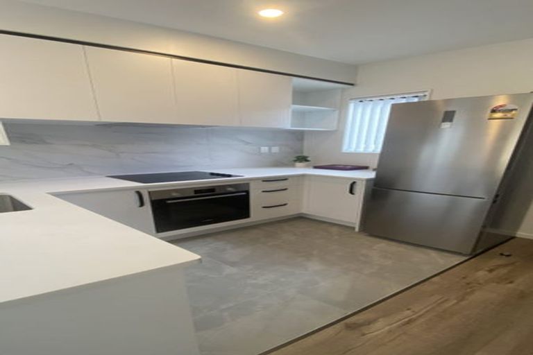 Photo of property in 27/241 Don Buck Road, Massey, Auckland, 0614